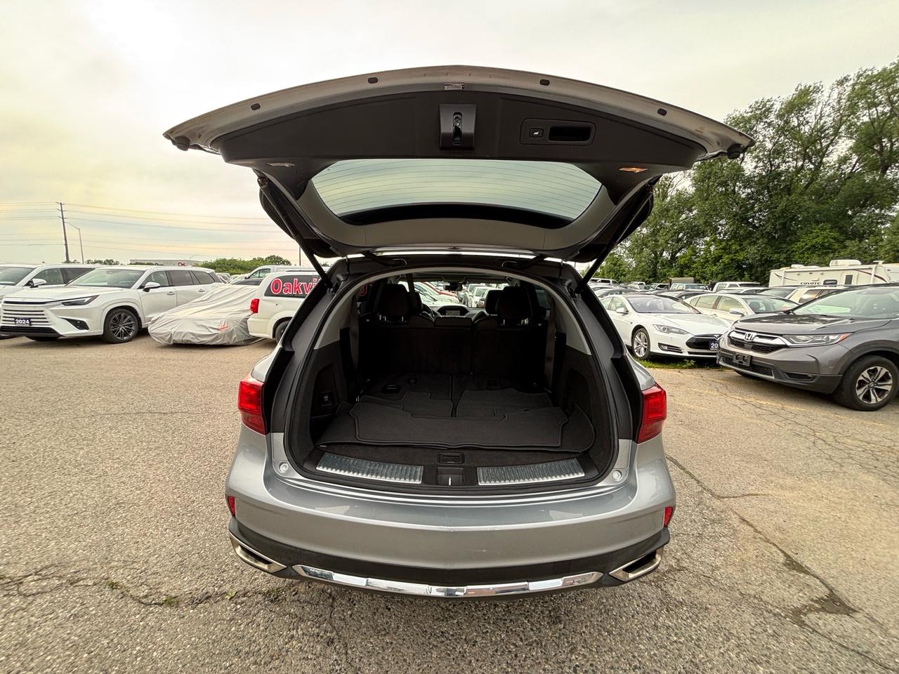 2017 Acura MDX SH-AWD 4dr Nav Pkg Photo