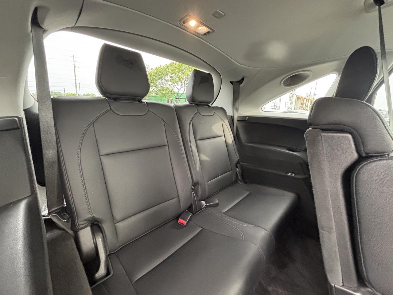 2017 Acura MDX SH-AWD 4dr Nav Pkg Photo