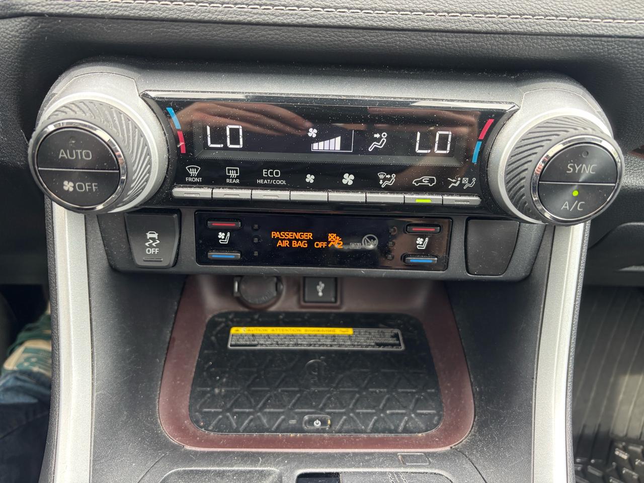 2020 Toyota RAV4 Hybrid Limited AWD Photo