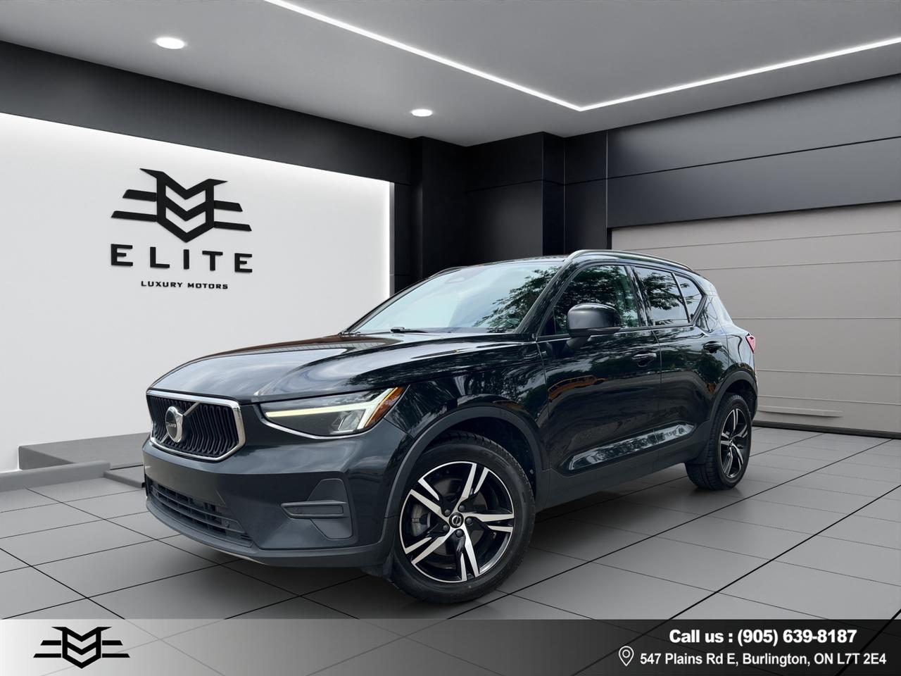 2023 Volvo XC40 B5 AWD CORE - Blind Spot Monitor - Reverse Camera !!! Photo3