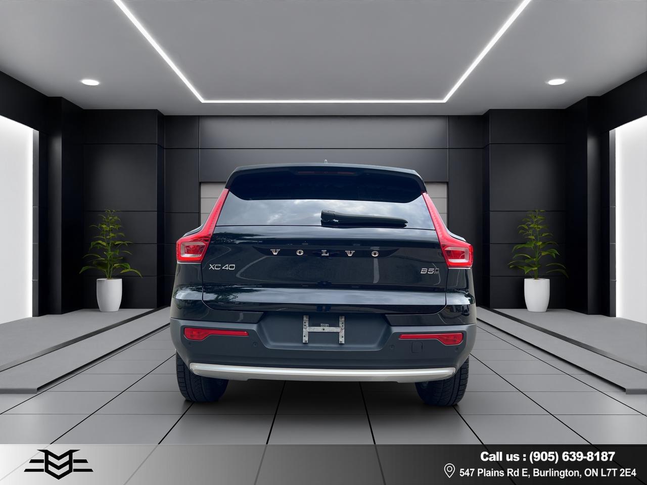 2023 Volvo XC40 B5 AWD CORE - Blind Spot Monitor - Reverse Camera !!! Photo