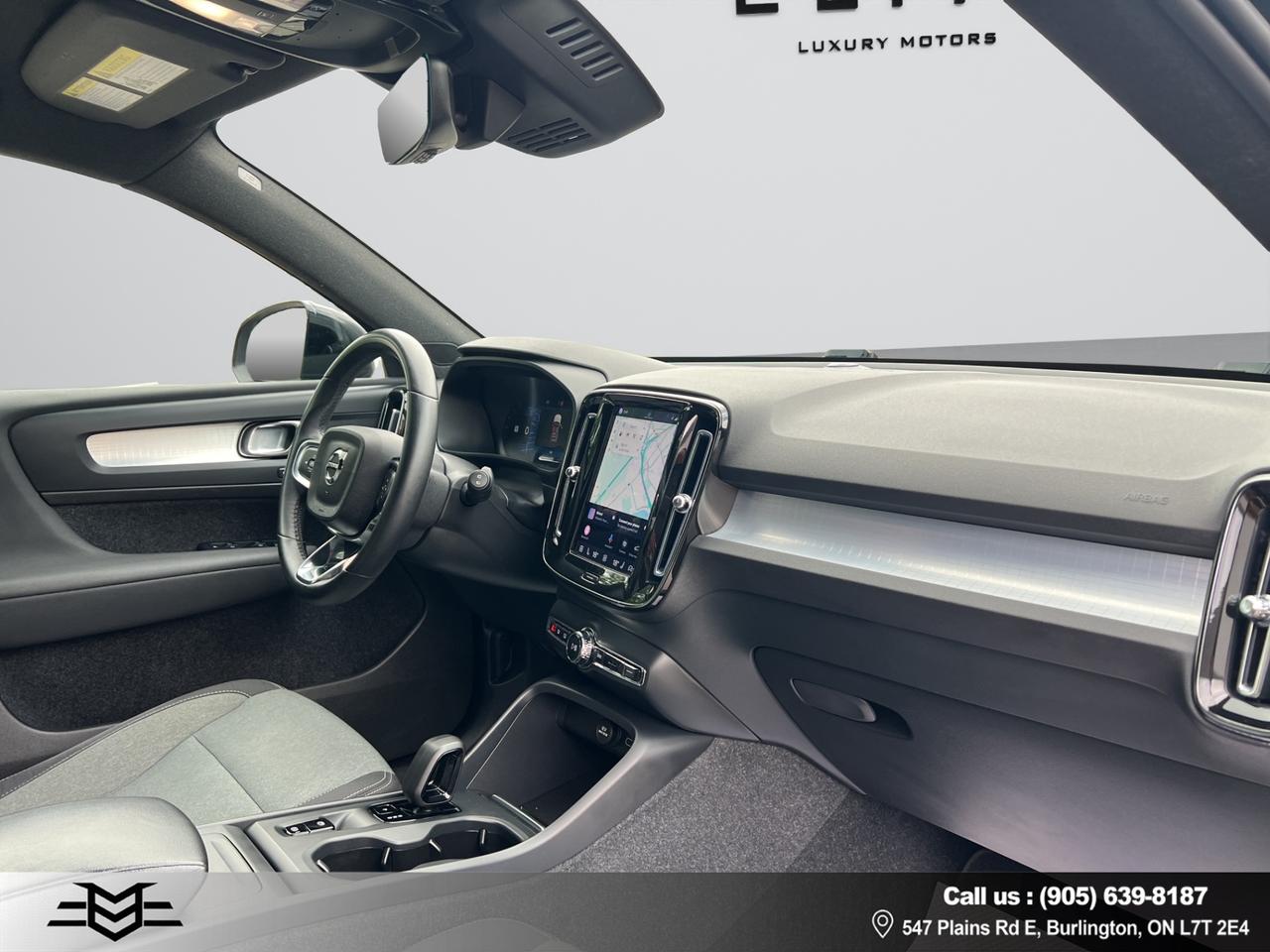 2023 Volvo XC40 B5 AWD CORE - Blind Spot Monitor - Reverse Camera !!! Photo