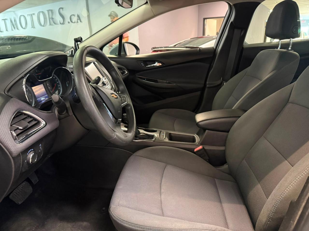 2018 Chevrolet Cruze 4dr Sdn 1.4L LT w/1SD Photo