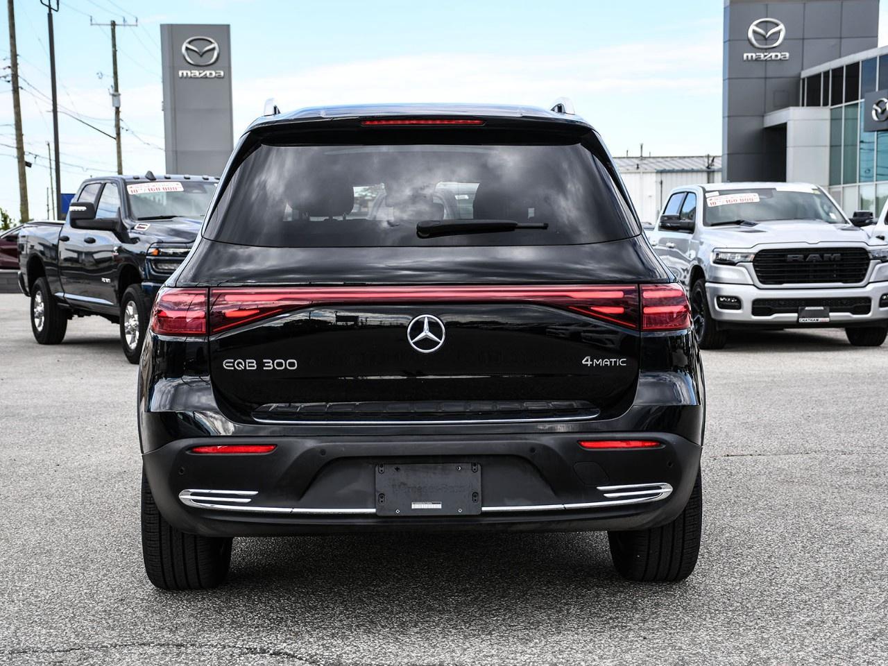 2025 Mercedes-Benz EQB EQB 300 4MATIC SUV Photo