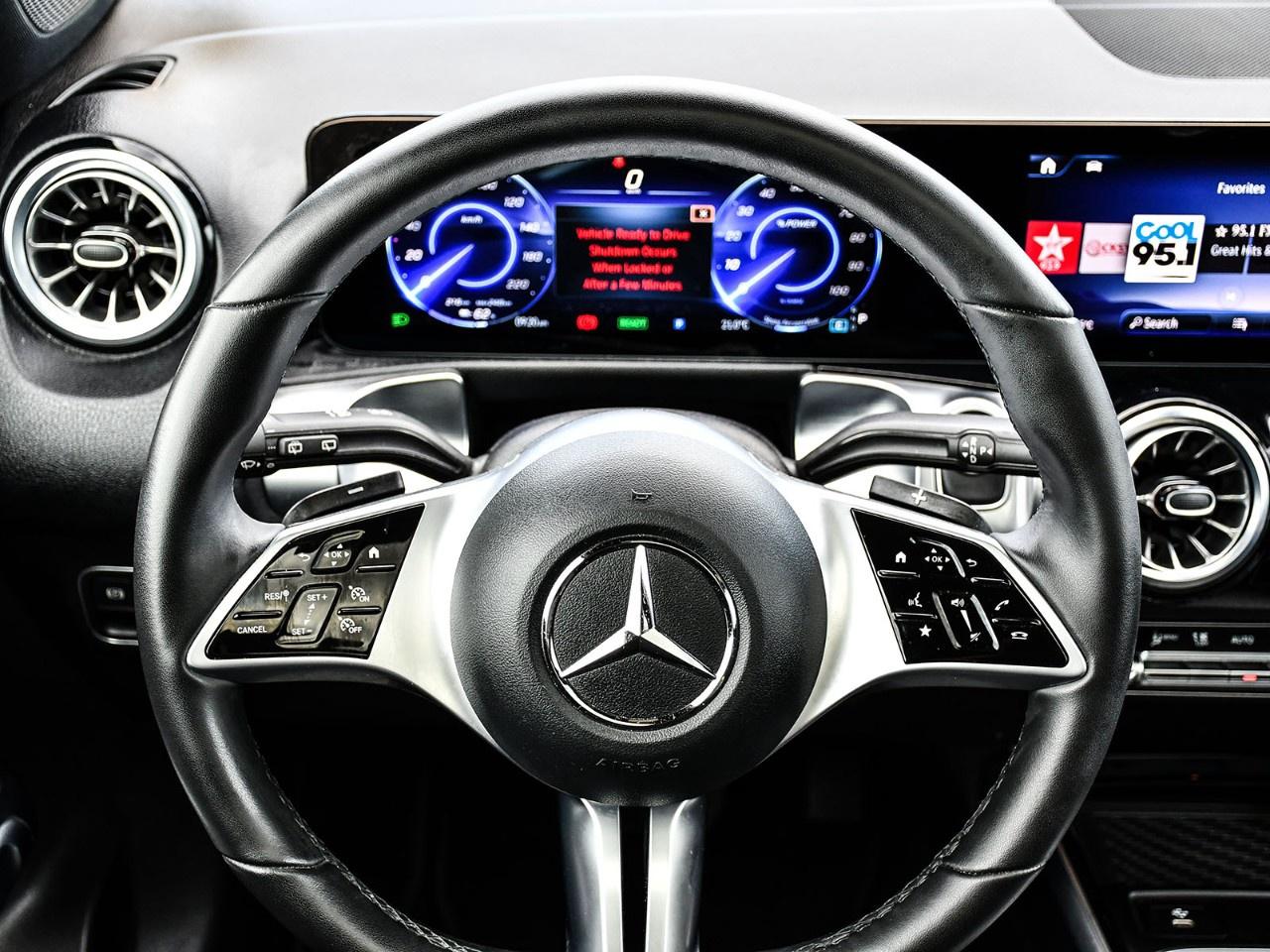 2025 Mercedes-Benz EQB EQB 300 4MATIC SUV Photo