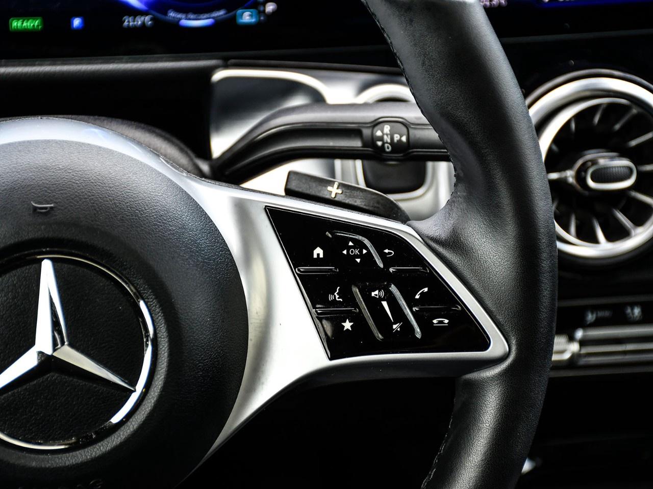 2025 Mercedes-Benz EQB EQB 300 4MATIC SUV Photo
