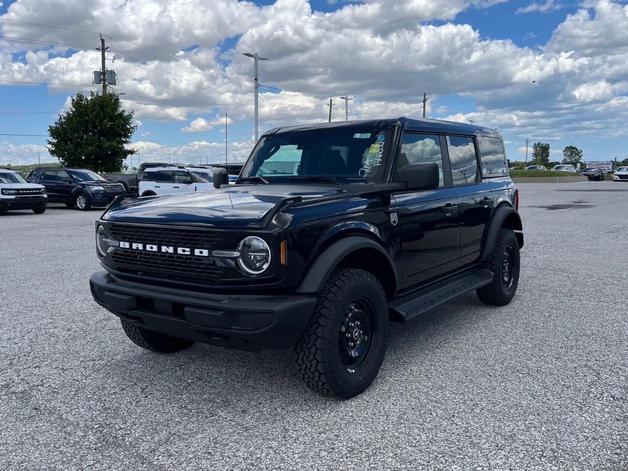 2026 Ford Bronco Big Bend Photo3