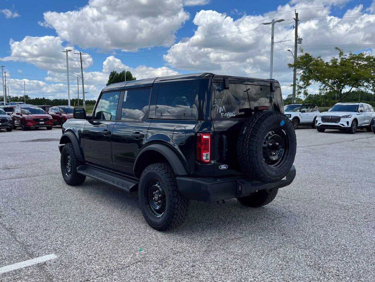 2026 Ford Bronco Big Bend Photo4