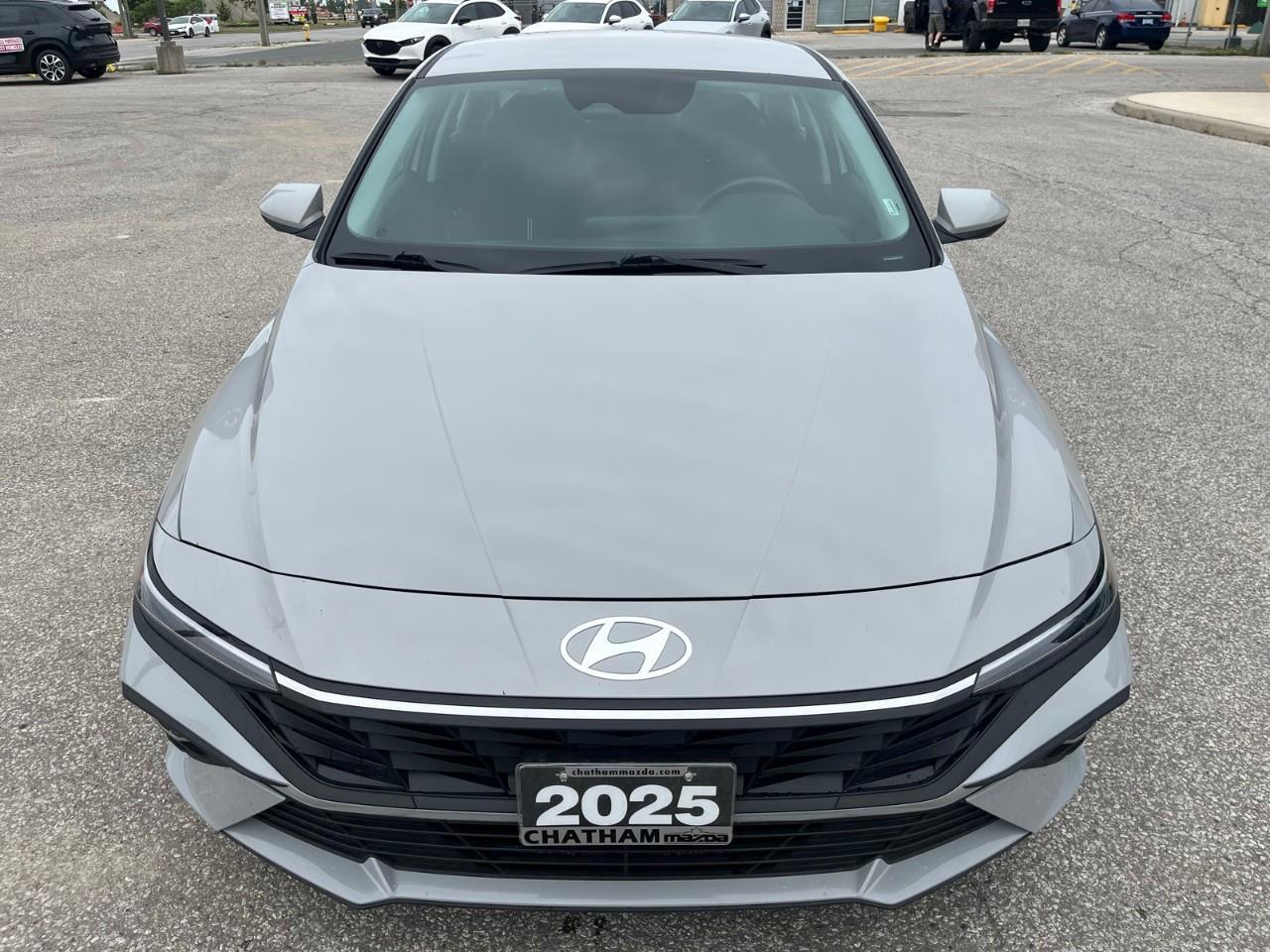 2025 Hyundai Elantra Preferred Lane Assist | Accident Free Photo