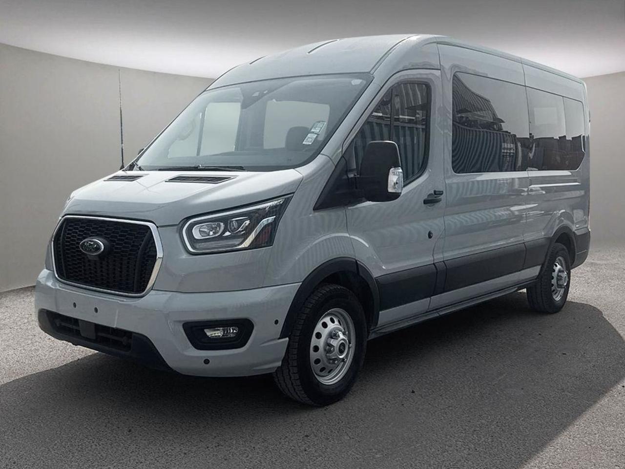 Used 2025 Ford Transit Passenger Wagon for sale in Yellowknife, NT