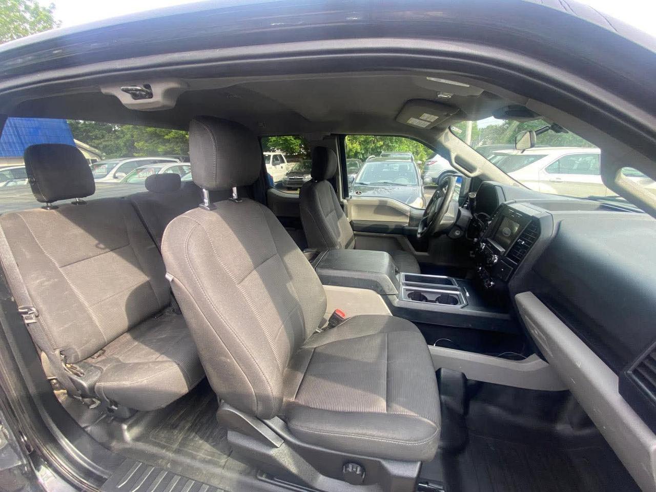 2019 Ford F-150 XL Photo
