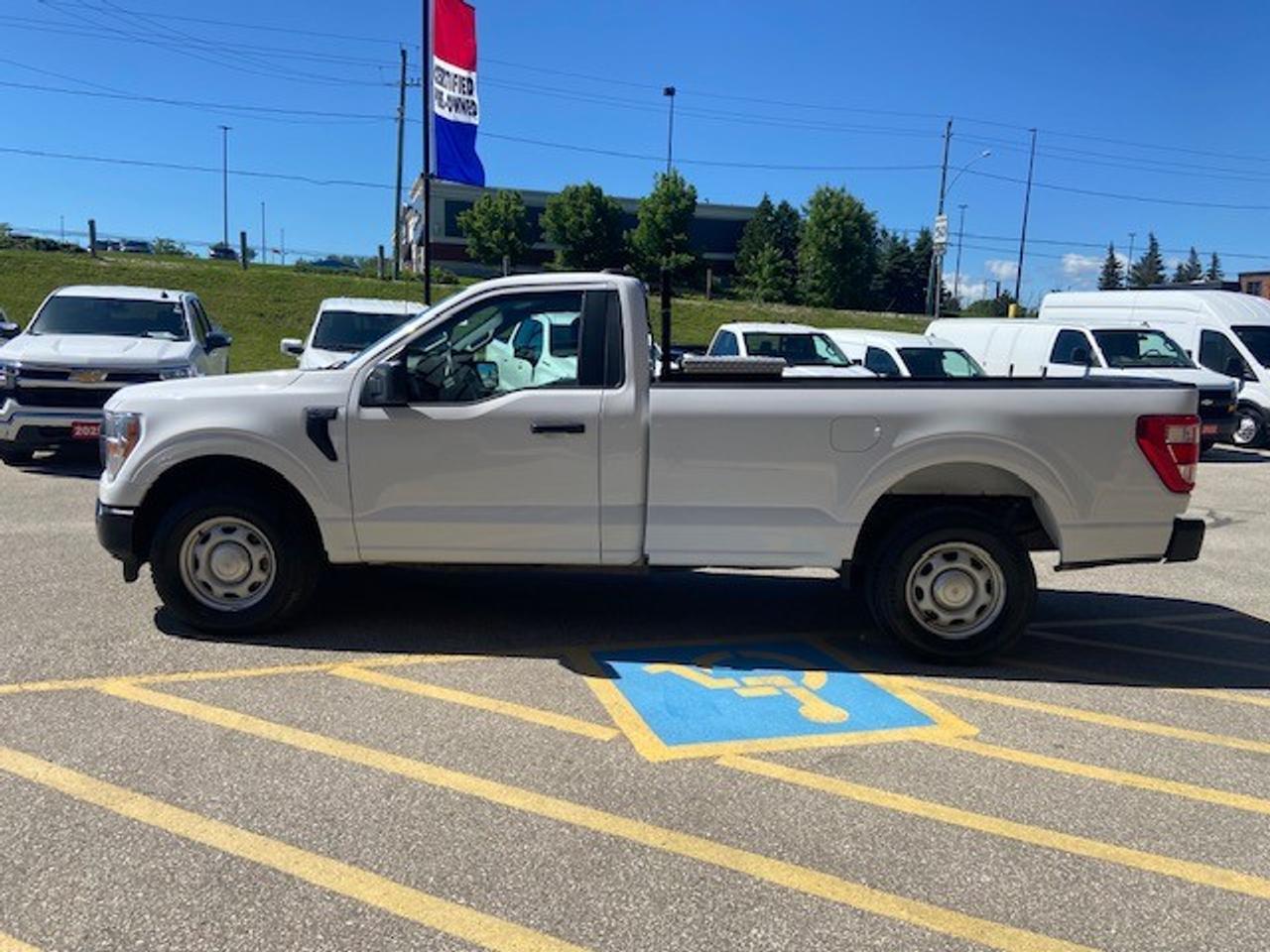 2022 Ford F-150 XL 4WD REG CAB 8' BOX Photo
