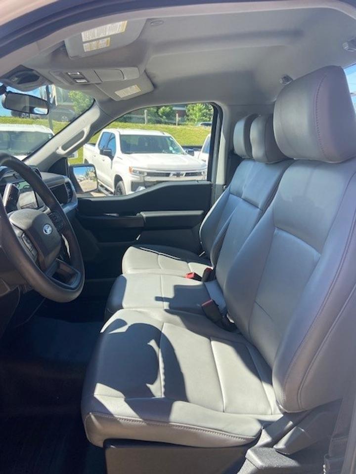 2022 Ford F-150 XL 4WD REG CAB 8' BOX Photo