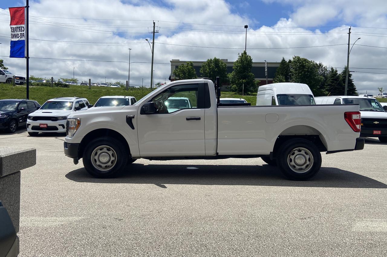 2022 Ford F-150 XL 4WD REG CAB 8' BOX Photo