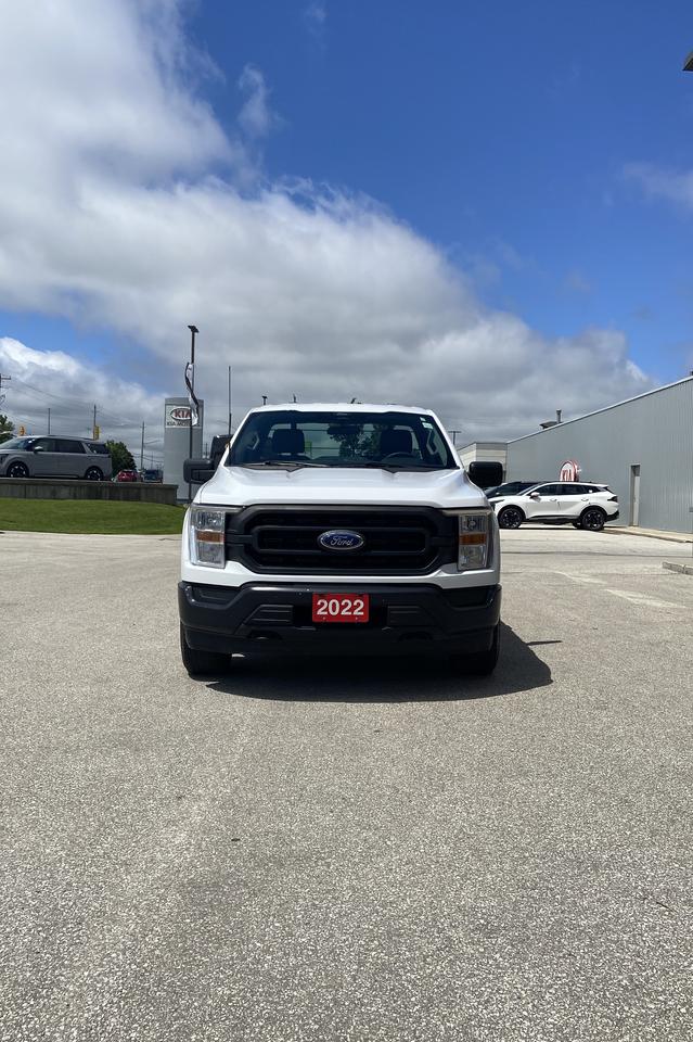 2022 Ford F-150 XL Photo
