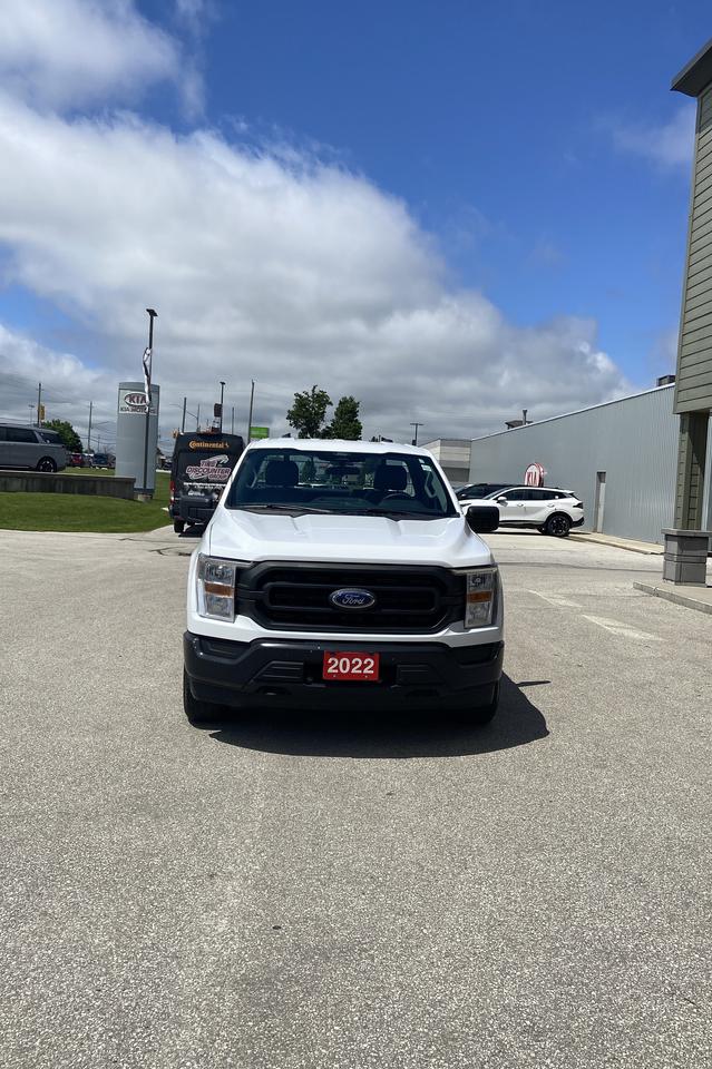 2022 Ford F-150 XL Photo
