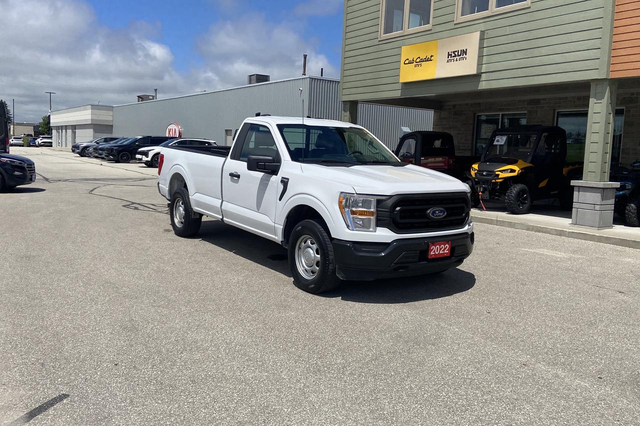 2022 Ford F-150 XL Photo