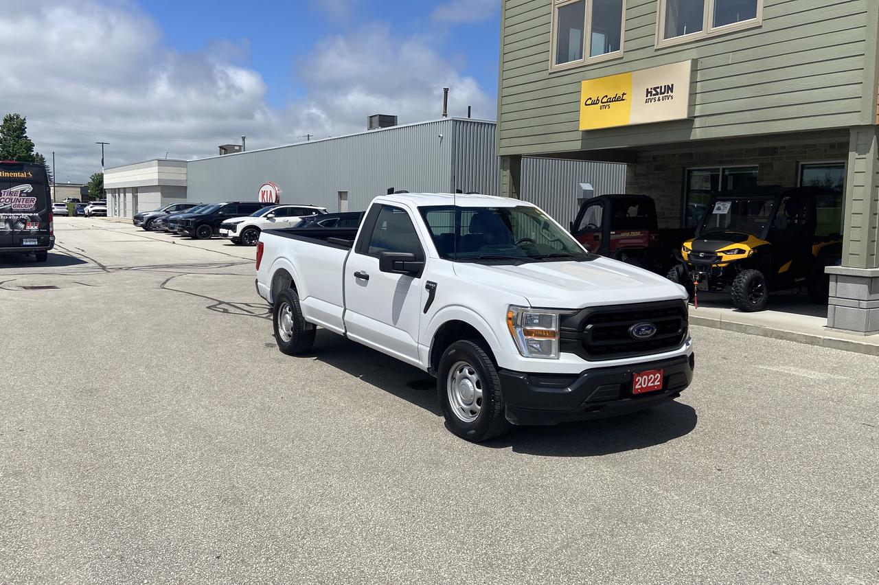 2022 Ford F-150 XL Photo