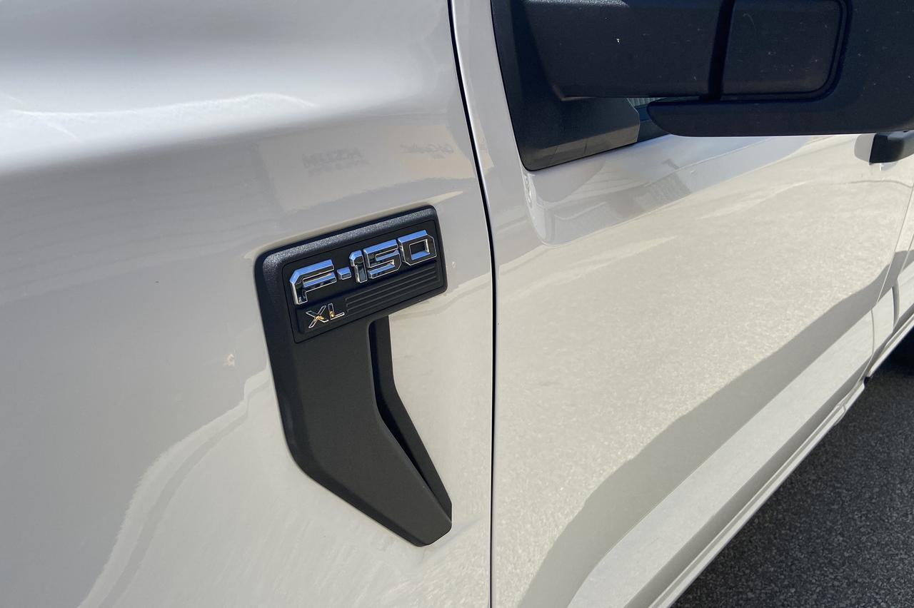 2022 Ford F-150 XL Photo