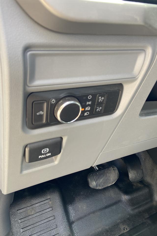 2022 Ford F-150 XL Photo