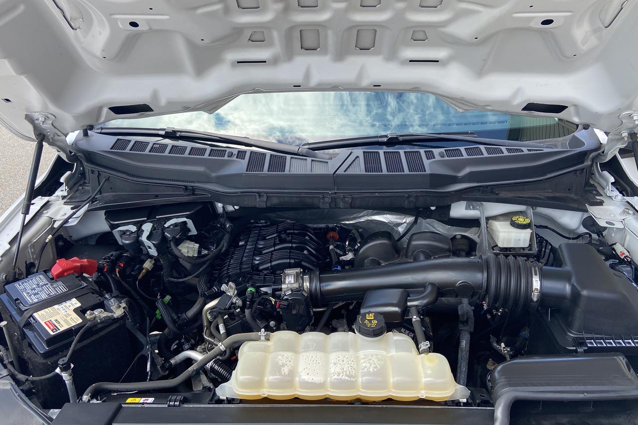 2022 Ford F-150 XL Photo