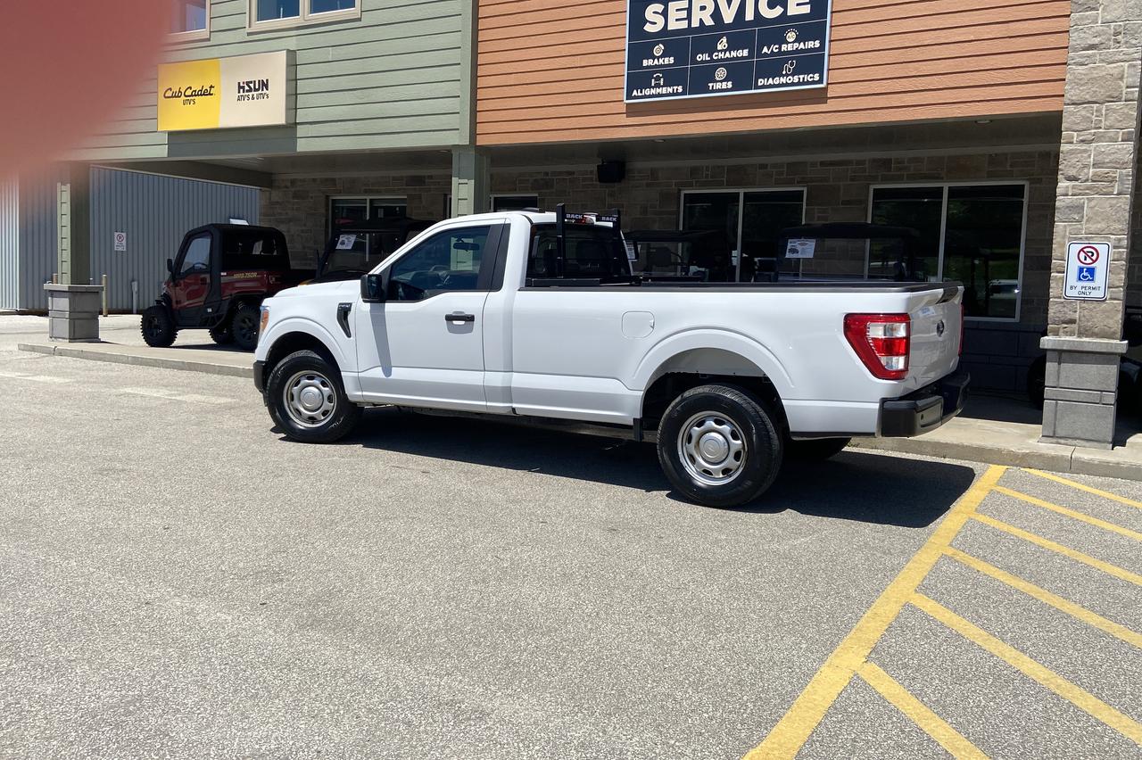 2022 Ford F-150 XL Photo