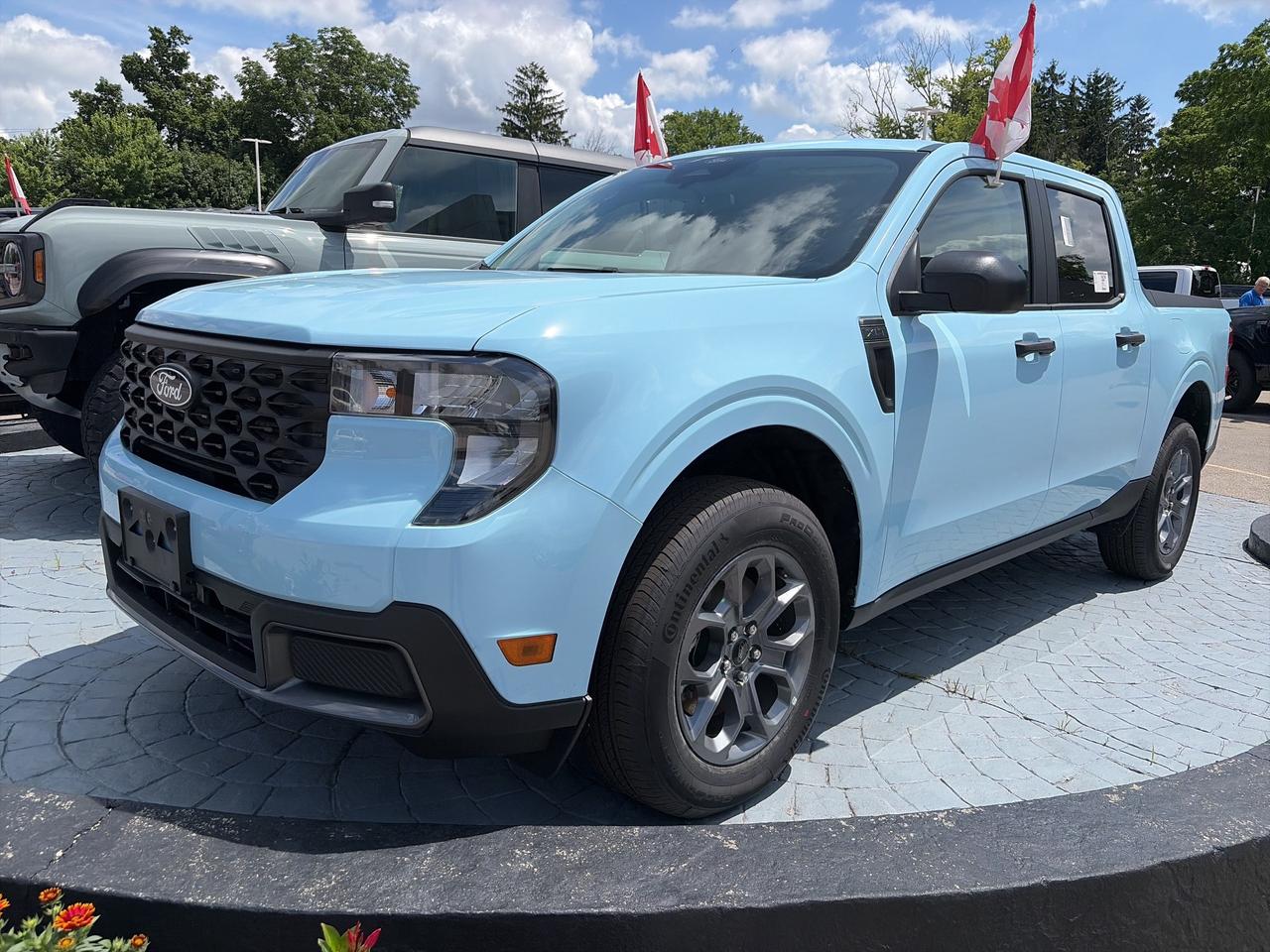 2026 Ford Maverick XLT AWD SuperCrew Photo0