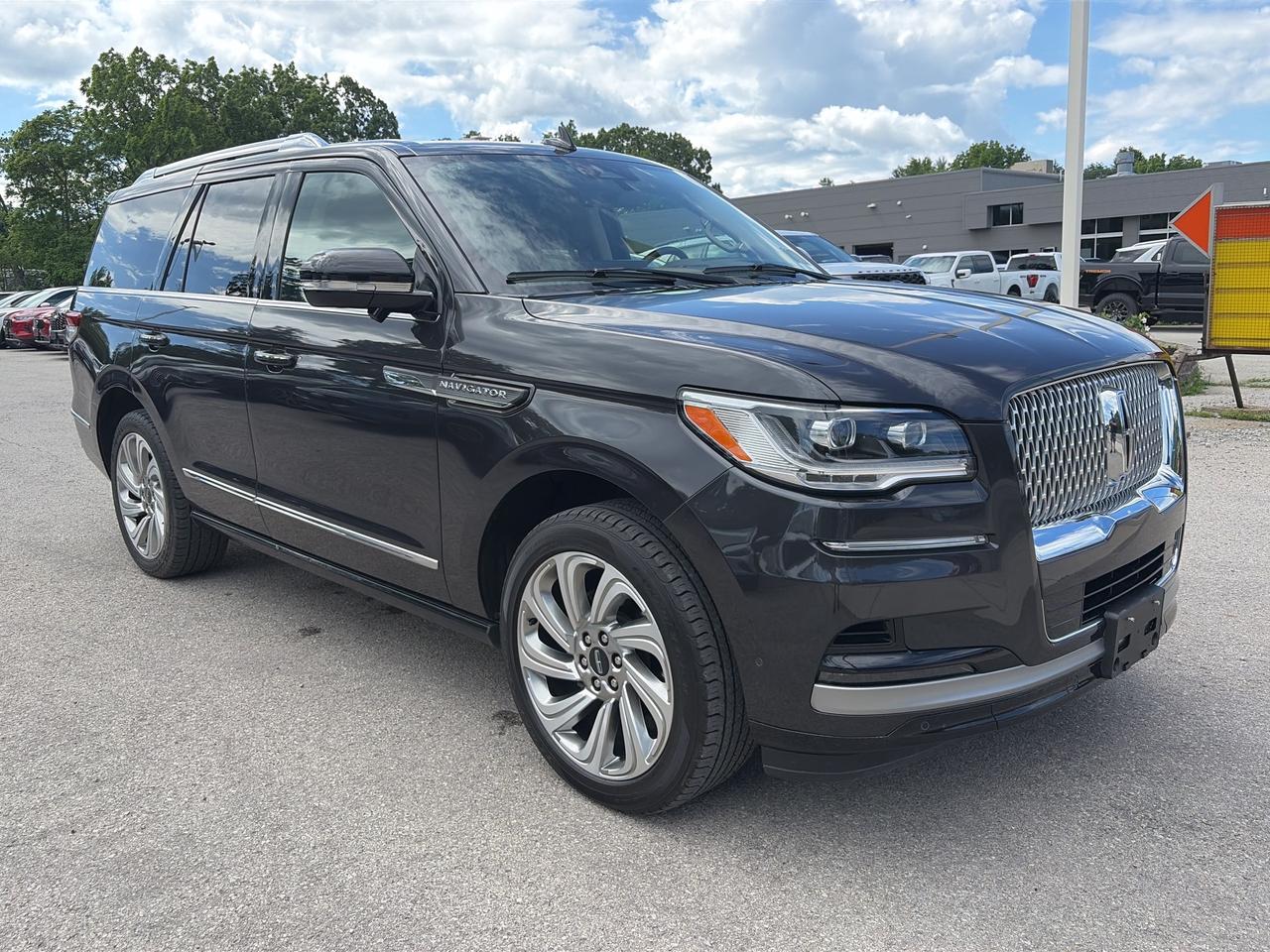 2024 Lincoln Navigator Reserve 4x4 Photo
