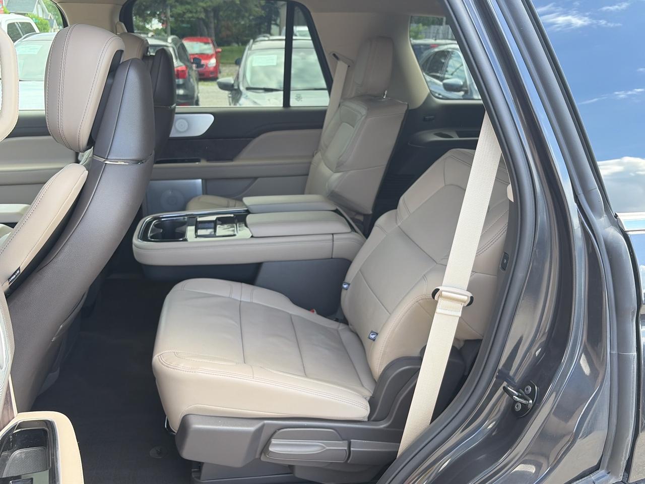 2024 Lincoln Navigator Reserve 4x4 Photo