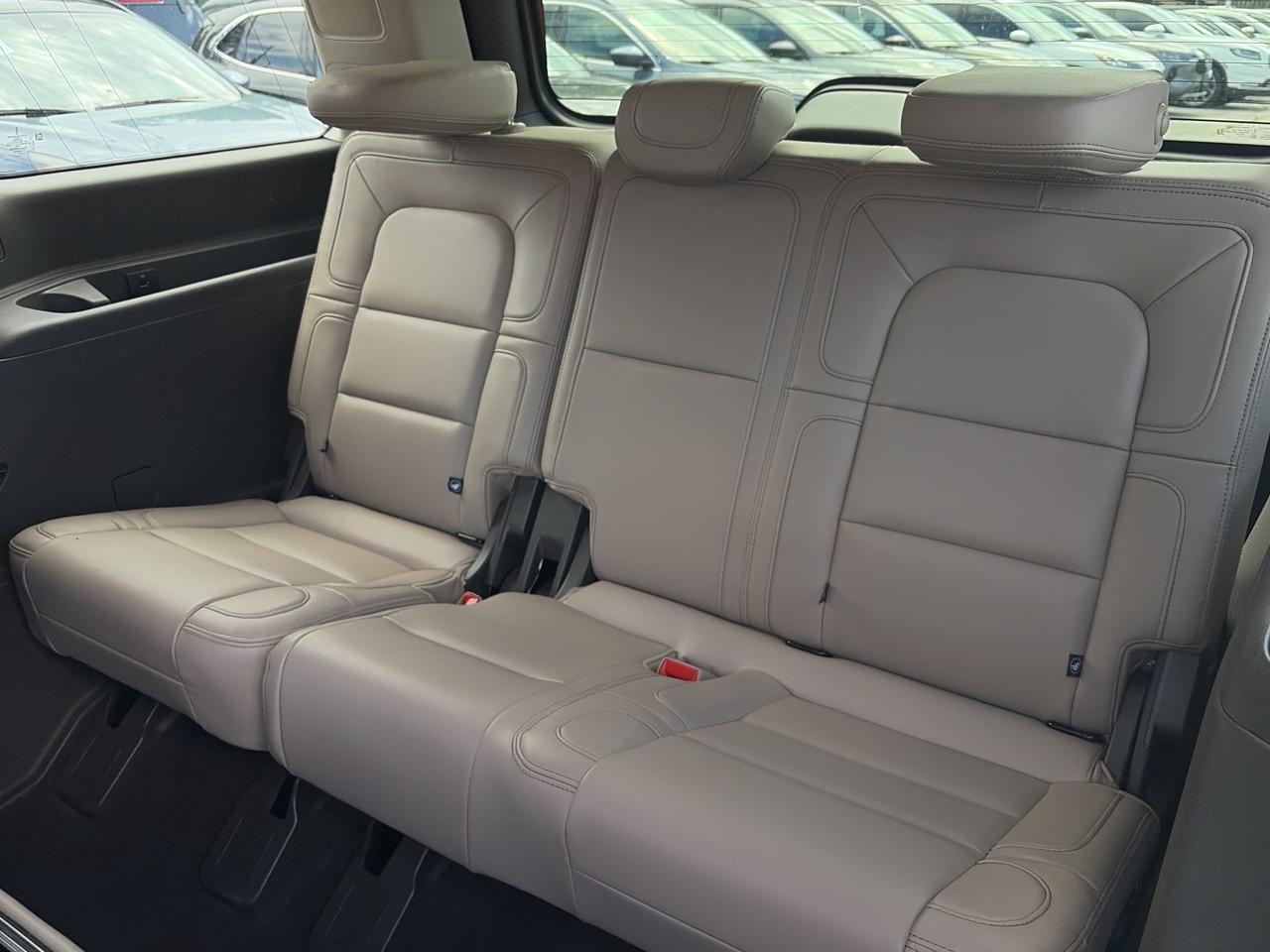 2024 Lincoln Navigator Reserve 4x4 Photo