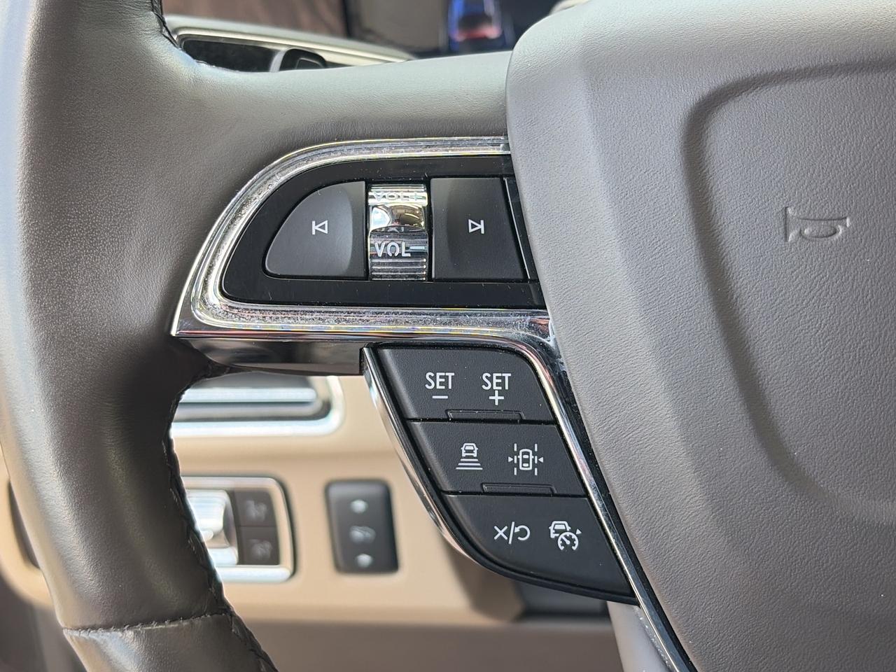2024 Lincoln Navigator Reserve 4x4 Photo