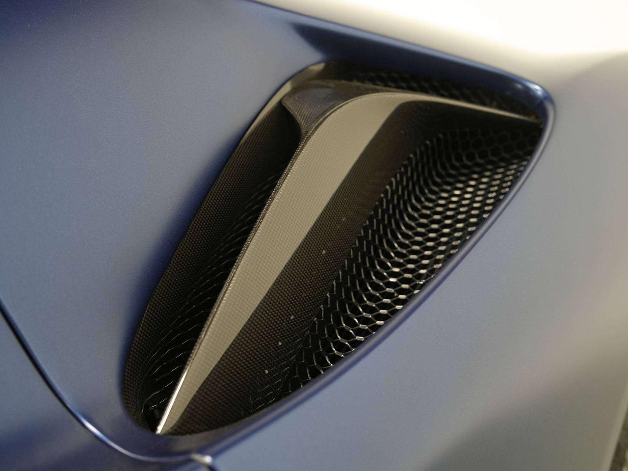 2022 Ferrari SF90 Stradale MATTE BLUE | CARBON FIBER | 20 IN Photo