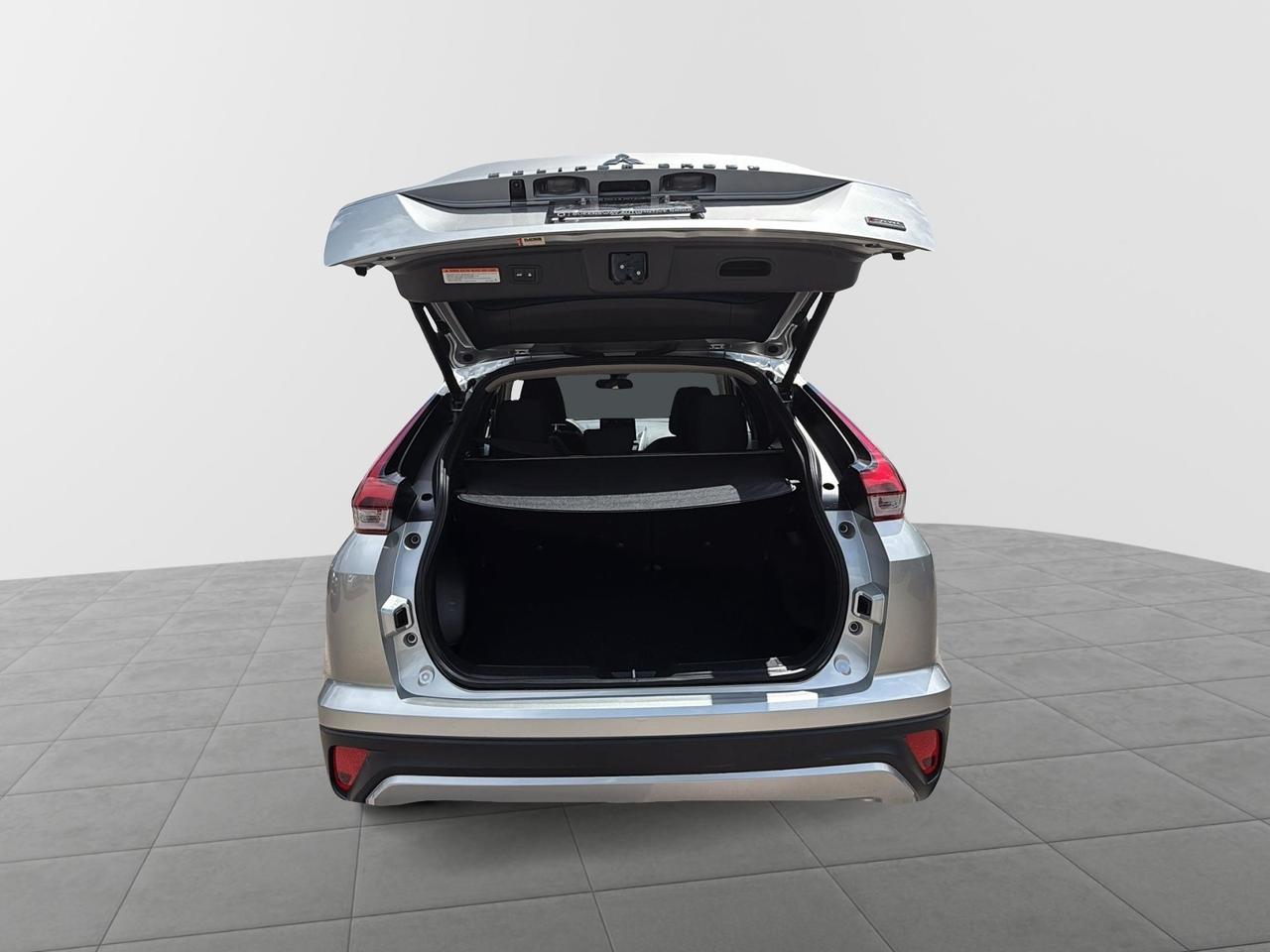 2024 Mitsubishi Eclipse Cross SE off Lease|car play Photo