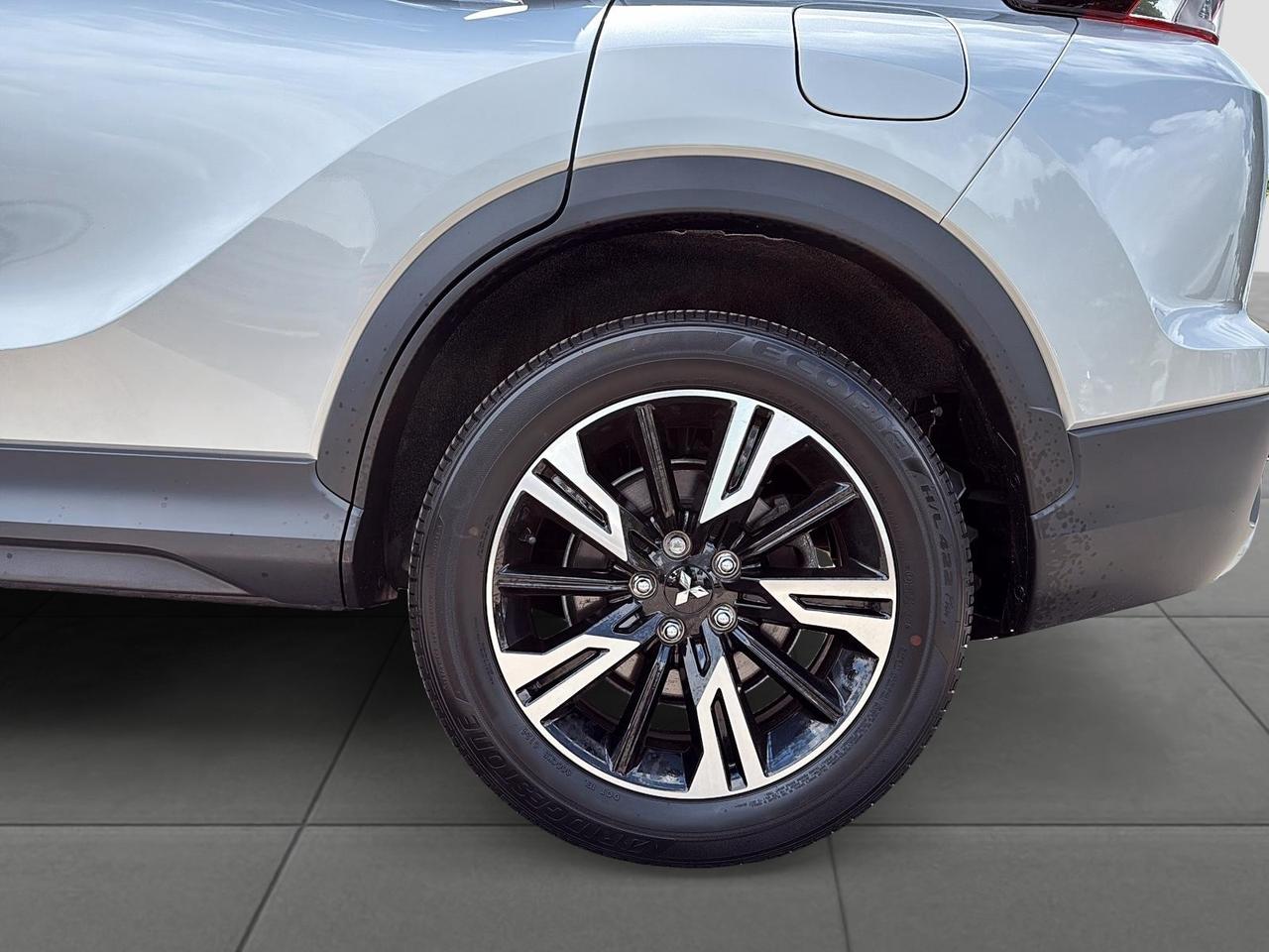 2024 Mitsubishi Eclipse Cross SE off Lease|car play Photo