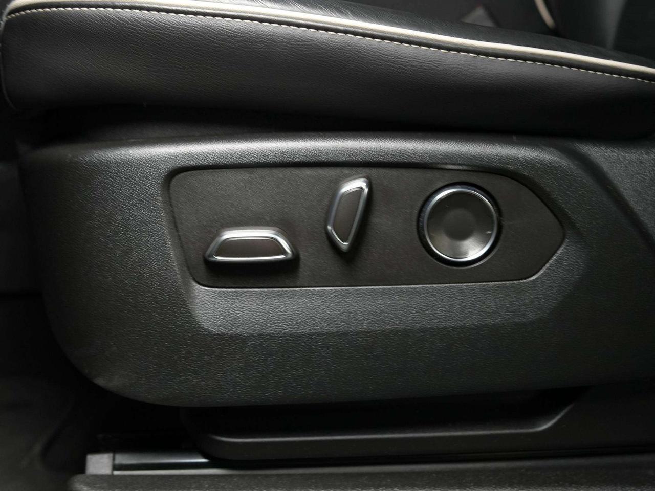 2021 Cadillac Escalade ESV | SPORT | MATTE BLACK | DVD | 7 PASS | 22 IN Photo