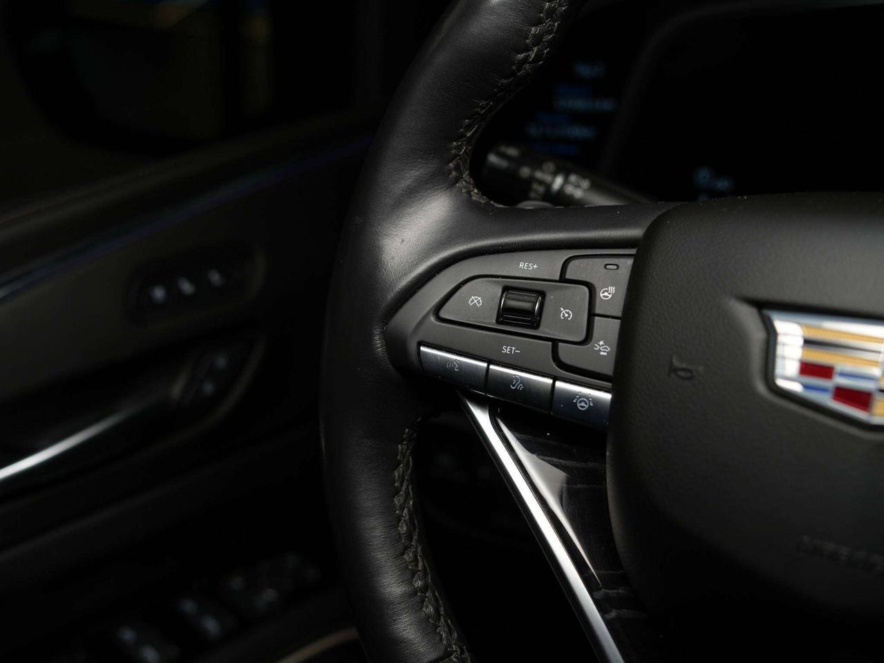 2021 Cadillac Escalade ESV | SPORT | MATTE BLACK | DVD | 7 PASS | 22 IN Photo