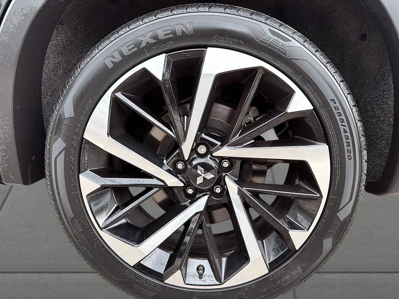 2024 Mitsubishi Outlander SEL Car Play|off lease| Photo