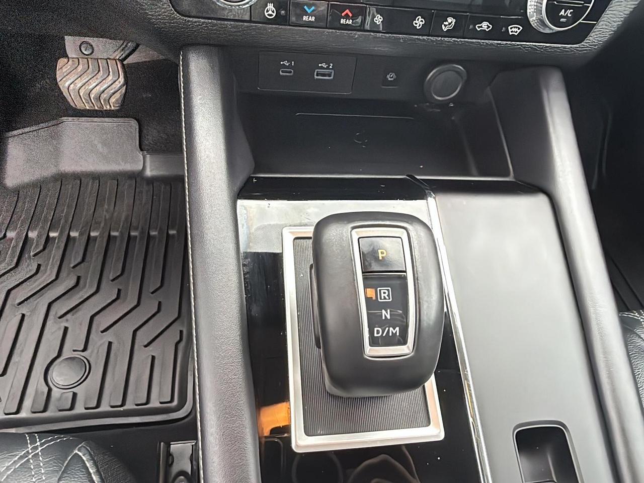 2024 Mitsubishi Outlander SEL Car Play|off lease| Photo