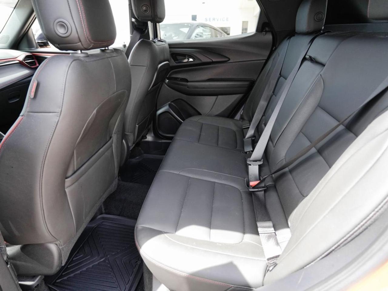 2024 Chevrolet TrailBlazer AWD 4dr RS | PANO ROOF | LEATHER | LOW KM Photo