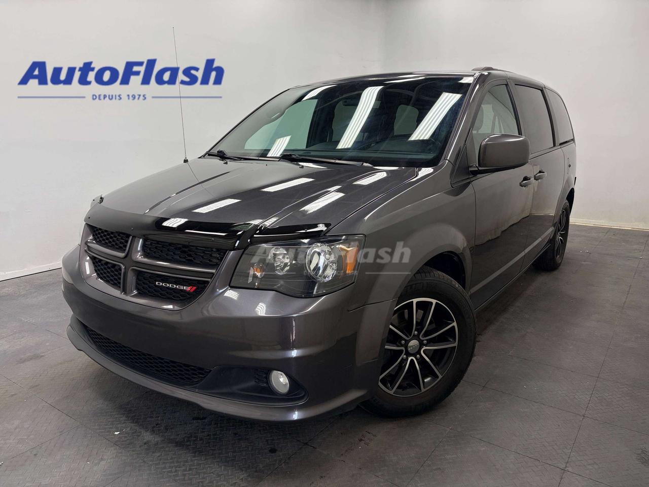 +Bluetooth 
+Cam&eacute;ra de recul / Backup camera 
+Commandes de radio au volant / Steering wheel audio controls 
+Si&egrave;ges en cuir / Leather interior  
+R&eacute;gulateur de vitesse  / Cruise control  
+Si&egrave;ges chauffants / Heated seats 
+Syst&egrave;me dassistance stationnement / Park assist system 
+Surveillance des angles morts / Blind spot monitoring 
+Volant chauffant / Heated Steering wheel 																							
+Aucun Accident /  No accidents
+V&eacute;rifi&eacute; par Carfax / Carfax verified
+Kilom&eacute;trage certifi&eacute; / Certified kilometers
+Historique dentretien / Maintenance history
+Protection m&eacute;canique disponible / Mechanical protection available
+Ce v&eacute;hicule a &eacute;t&eacute; achet&eacute; dun particulier / This vehicle was bought from a private seller

Visitez notre page Google pour voir tous les commentaires positifs que nos clients nous laissent.
 
Financement rapide et facile, 1ere, 2e et 3e chances au cr&eacute;dit, approbation en 30 minutes, taux dacceptation tr&egrave;s &eacute;lev&eacute;. 

Essayez notre demande de cr&eacute;dit s&eacute;curis&eacute; en ligne, sans obligation! 

Nous sommes les sp&eacute;cialistes des autos, fourgonnettes, VUS, 4x4, et les camions l&eacute;gers jusqu&agrave; une tonne. 

*Seulement le nettoyage de base du v&eacute;hicule, fait par un sous-traitant, est inclus. Pour un perfectionnement de lesth&eacute;tique int&eacute;rieur/ext&eacute;rieur, dont une d&eacute;contamination de la peinture, des retouches de peinture, faites par nos experts en esth&eacute;tique, une somme de 249$ sera ajout&eacute;e &agrave; votre facture. Aussi disponible, loption dimmatriculer la voiture sur place, qui vous permet d&eacute;pargner du temps et le co&ucirc;t de 25$ du transit temporaire.

*************

Since 1975 AutoFlash has offered the best price-quality and excellent service. 

Visit our Google page to read all the nice things our clients have to say about us.

We have financing for all credit situations. 1st 2nd 3rd chance credit with an excellent approval rate!

Try our secured online credit application any time, with no obligation! 

We specialize in all brands, makes and models. Whether you need a car, truck, SUV or minivan, we can help you.

And if we dont have it, well find it for you!

*Only the basic cleaning of the vehicle, done by a subcontractor, is included in the advertised price. For a complete interior/exterior detailing, done by our esthetic specialists, which includes a complete paint decontamination and paint touch-ups if needed, an amount of 249$ will be added to your invoice. Also available, in-house licensing, which allows you to save the $25 for a temporary Transit.