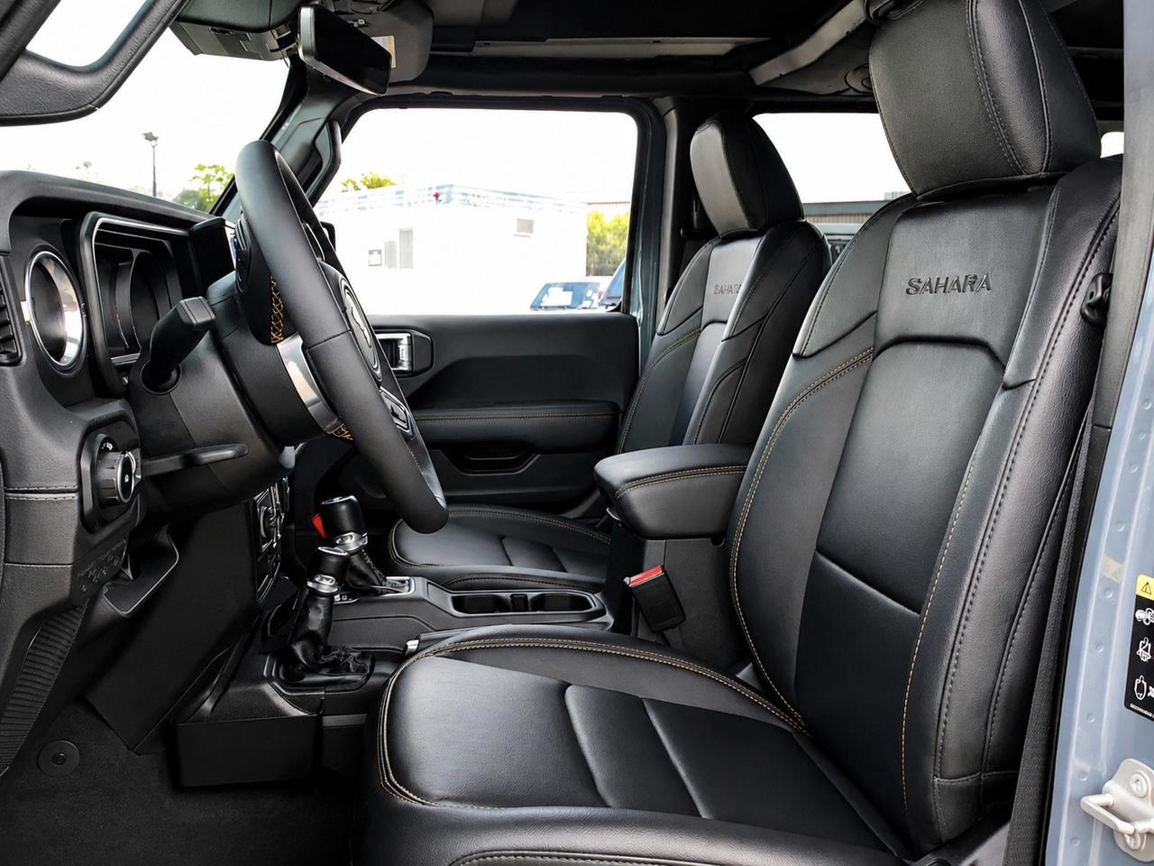 2024 Jeep Wrangler Sahara V6 |Skytop |McKinley Leather |Alpine | 4X4 Photo