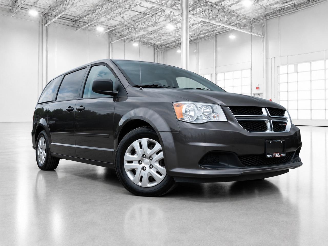 2015 Dodge Grand Caravan SXT | Stow n Go | Safety Certified | FWD Photo