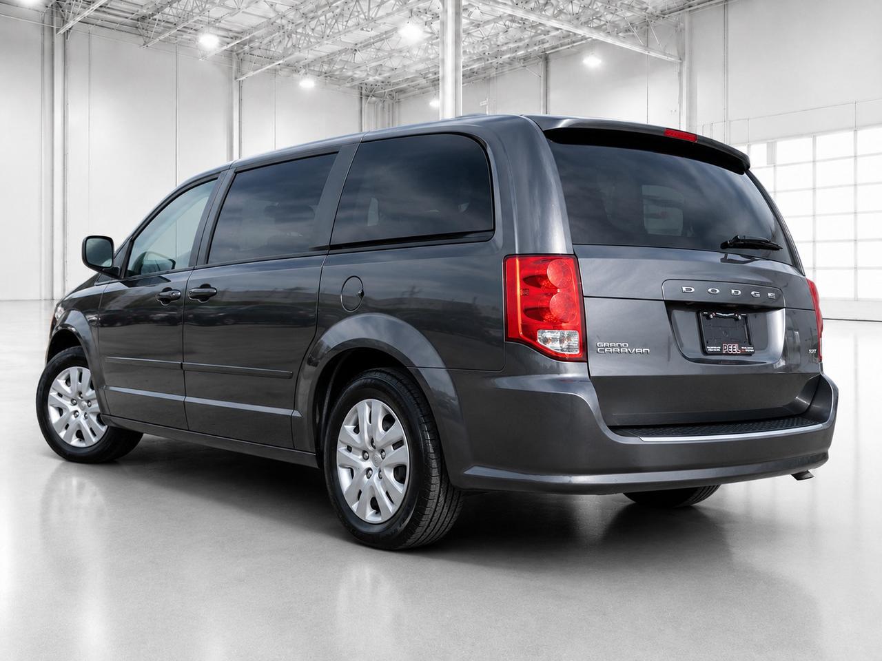 2015 Dodge Grand Caravan SXT | Stow n Go | Safety Certified | FWD Photo