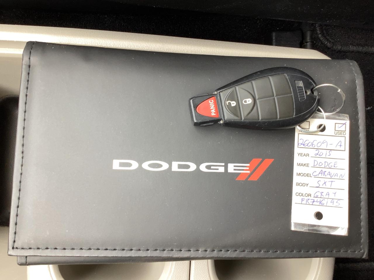 2015 Dodge Grand Caravan SXT | Stow n Go | Safety Certified | FWD Photo