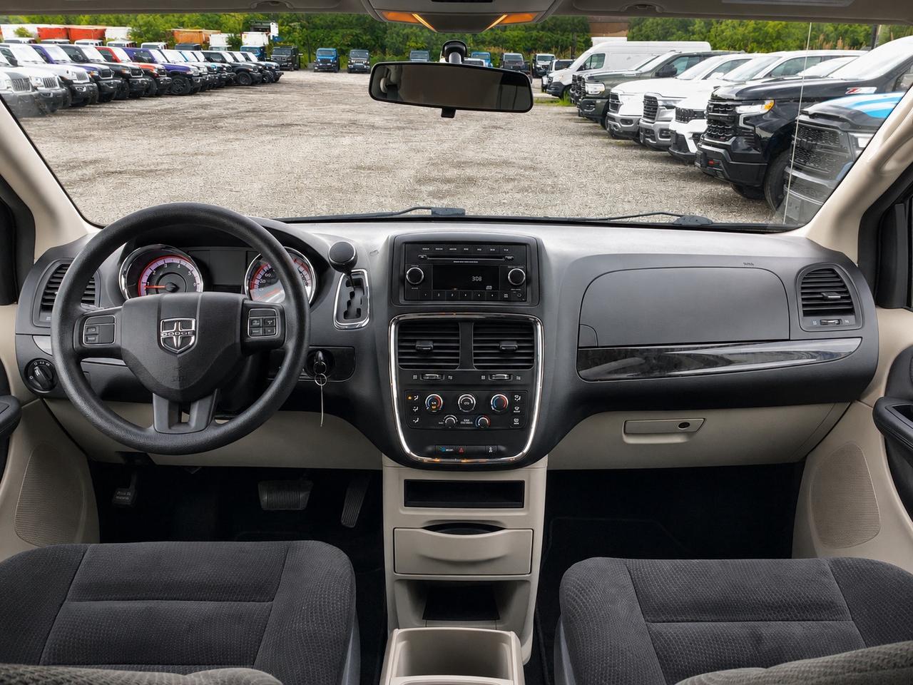 2015 Dodge Grand Caravan SXT | Stow n Go | Safety Certified | FWD Photo