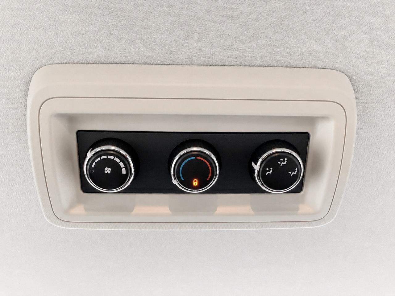 2015 Dodge Grand Caravan SXT | Stow n Go | Safety Certified | FWD Photo