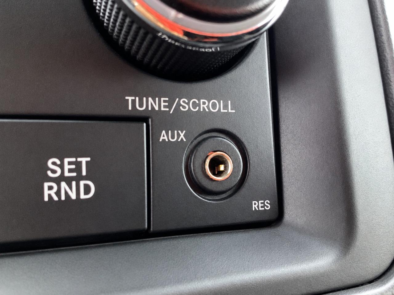2015 Dodge Grand Caravan SXT | Stow n Go | Safety Certified | FWD Photo