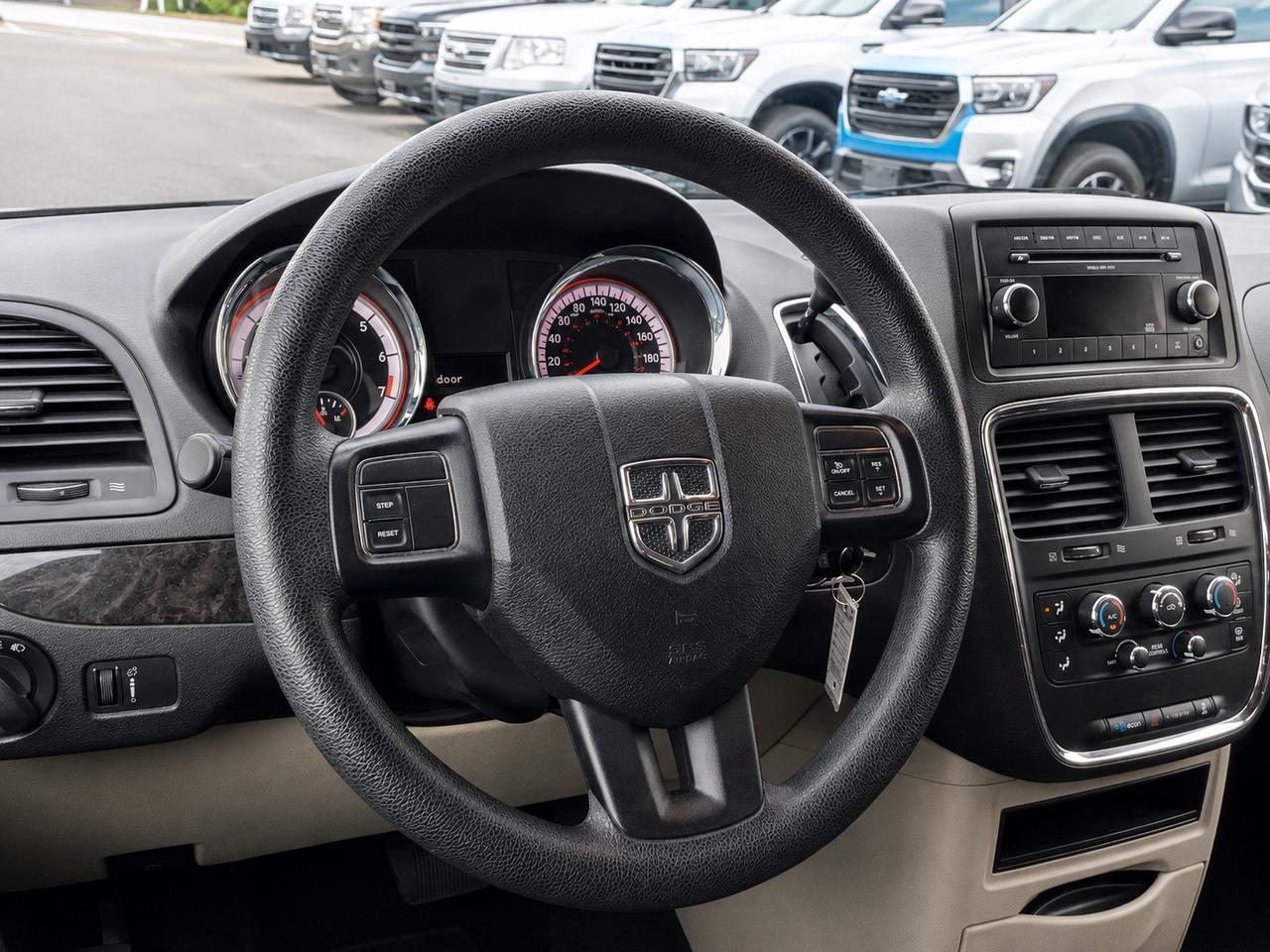 2015 Dodge Grand Caravan SXT | Stow n Go | Safety Certified | FWD Photo