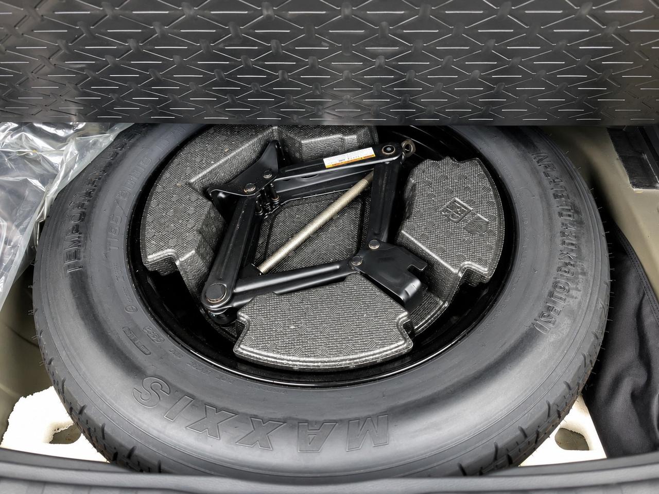 2022 Toyota RAV4 Limited | Vented Leather | JBL Audio | AWD Photo