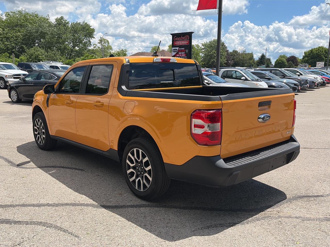 2022 Ford Maverick LARIAT, CLEAN CARFAX, BACK UP CAMERA! - Photo #6